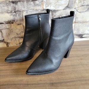 COPY - Old Navy size 8 black ankle boots